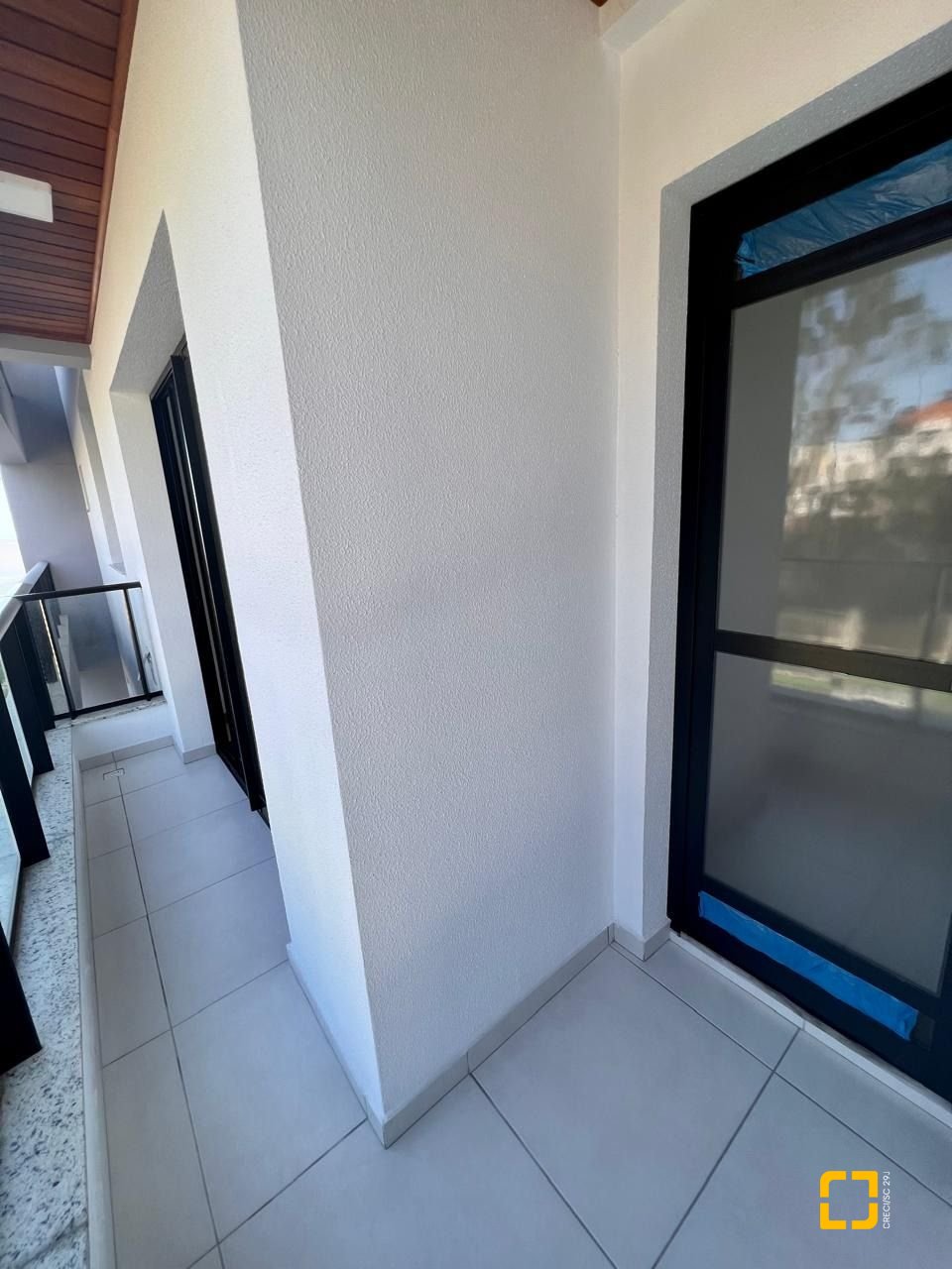 Apartamento com 62m², 3 quartos (sendo 1 suíte), 1 garagem, no bairro Coqueiros em Florianópolis