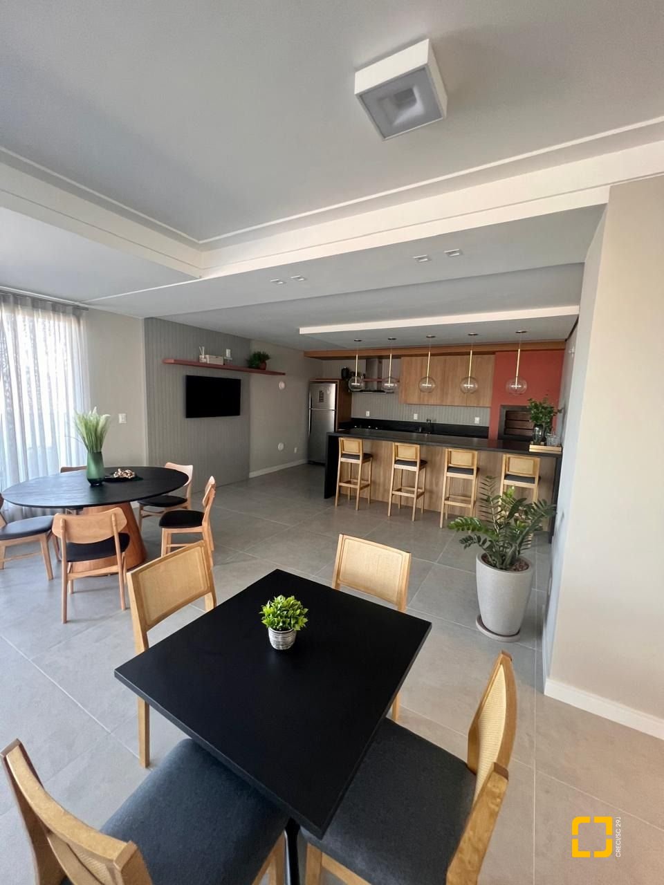 Apartamento com 62m², 3 quartos (sendo 1 suíte), 1 garagem, no bairro Coqueiros em Florianópolis