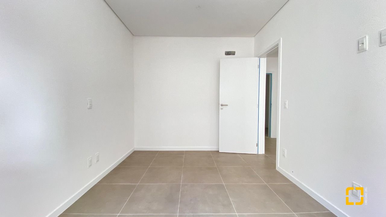 Apartamento com 83m², 1 quarto, 1 garagem, no bairro Ingleses em Florianópolis