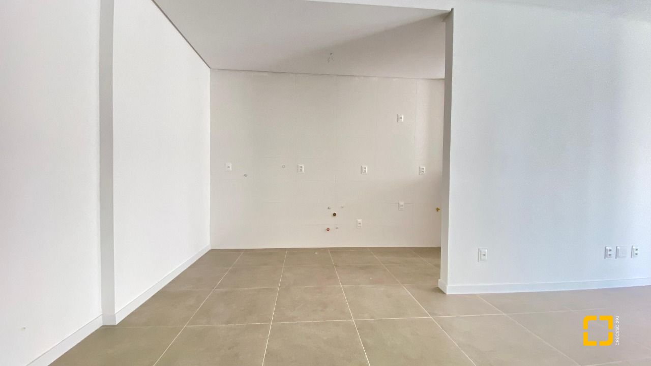 Apartamento com 83m², 1 quarto, 1 garagem, no bairro Ingleses em Florianópolis