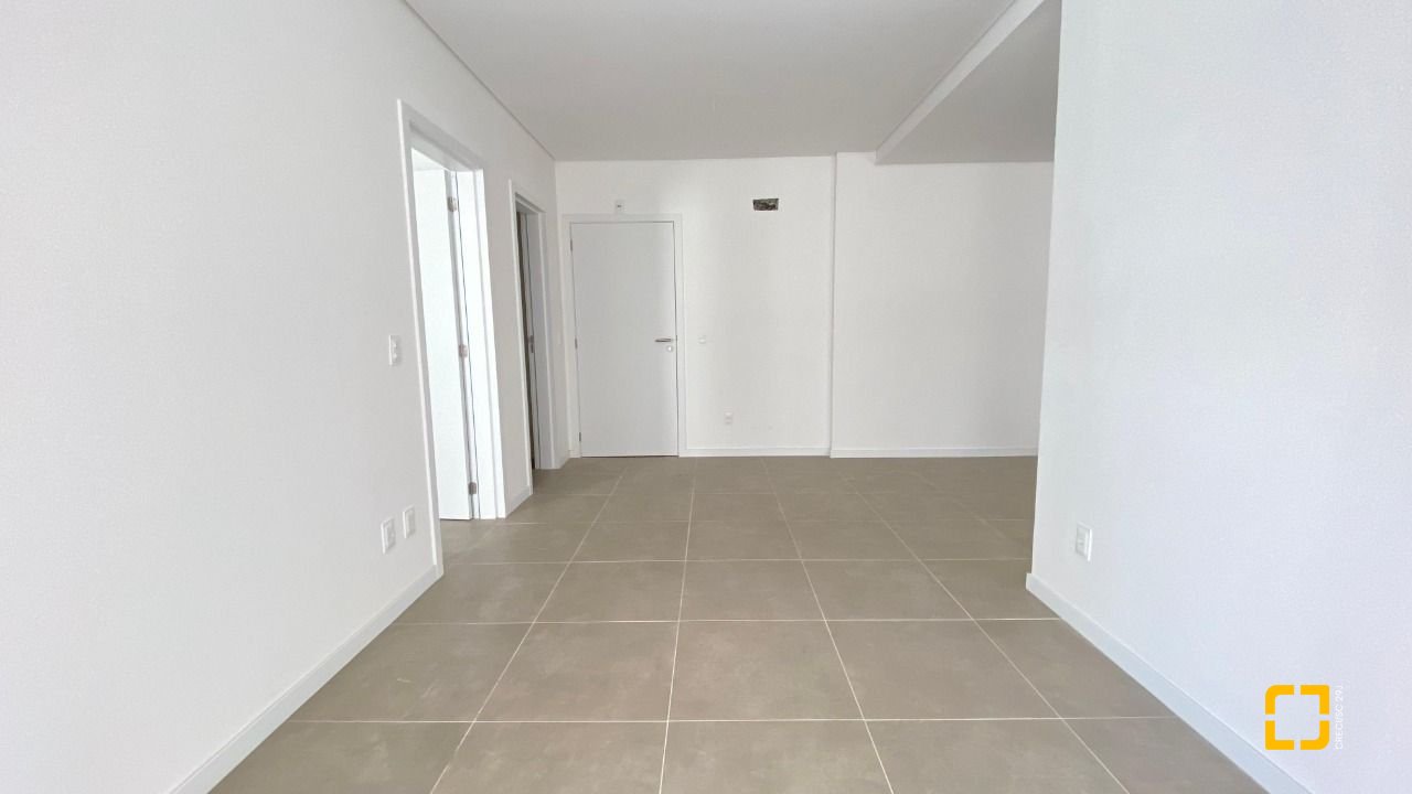 Apartamento com 83m², 1 quarto, 1 garagem, no bairro Ingleses em Florianópolis