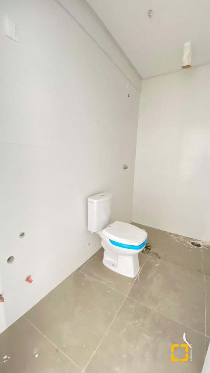 Apartamento com 83m², 1 quarto, 1 garagem, no bairro Ingleses em Florianópolis