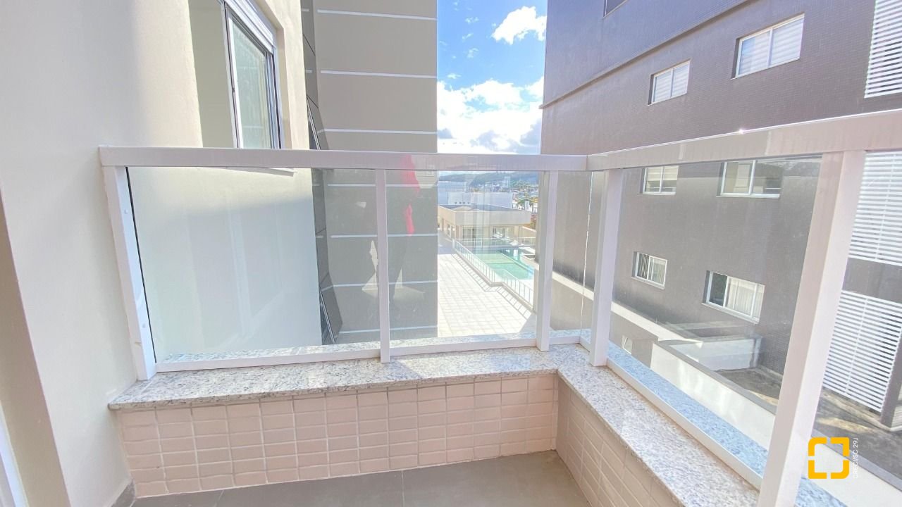Apartamento com 83m², 1 quarto, 1 garagem, no bairro Ingleses em Florianópolis