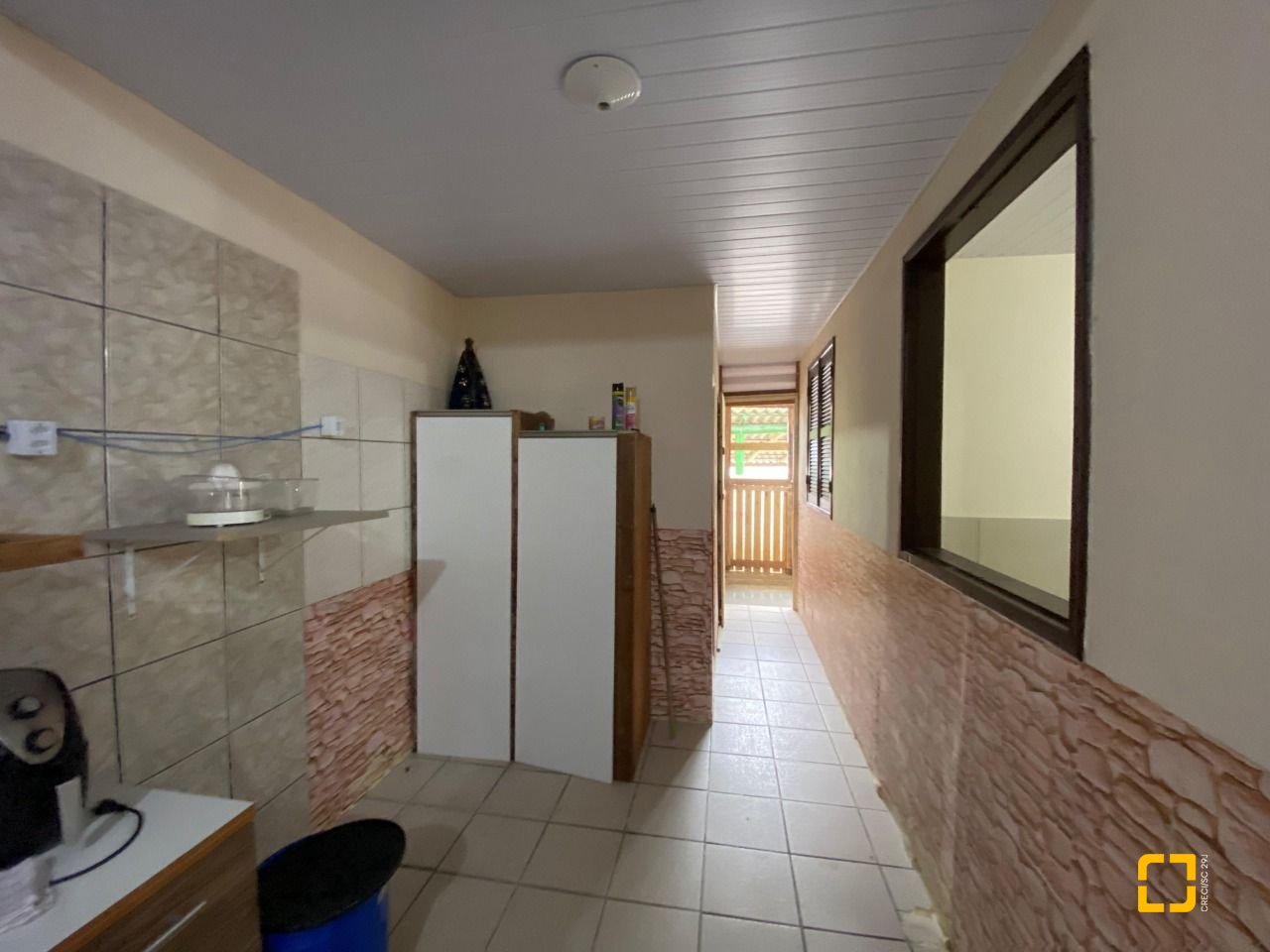Casa com 120m², 2 quartos, 2 garagens, no bairro Ribeirão da Ilha em Florianópolis