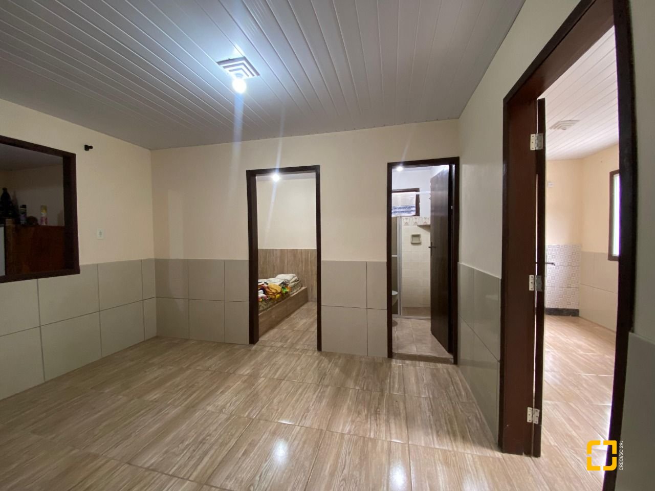 Casa com 120m², 2 quartos, 2 garagens, no bairro Ribeirão da Ilha em Florianópolis