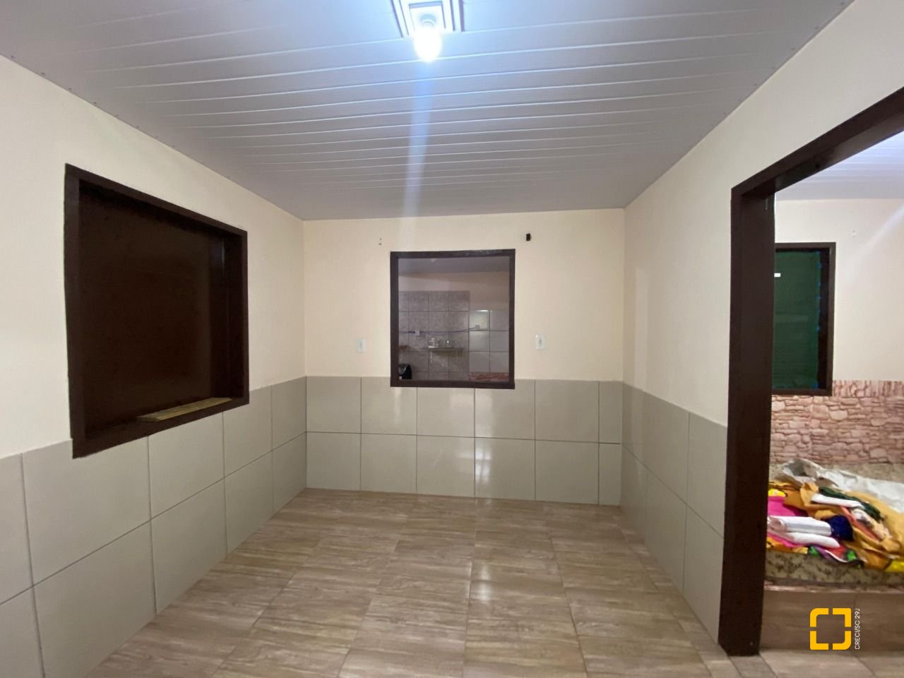 Casa com 120m², 2 quartos, 2 garagens, no bairro Ribeirão da Ilha em Florianópolis