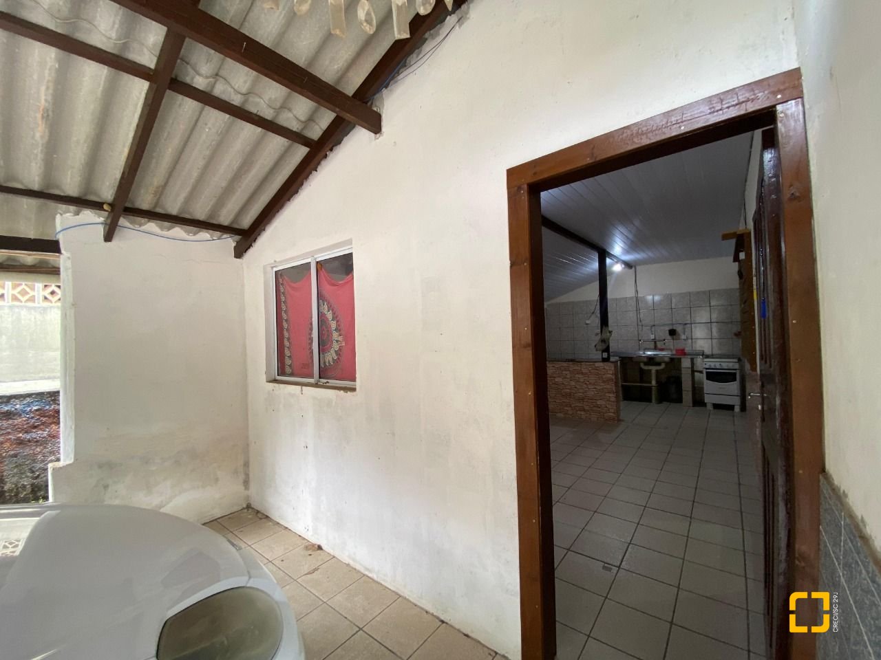 Casa com 120m², 2 quartos, 2 garagens, no bairro Ribeirão da Ilha em Florianópolis