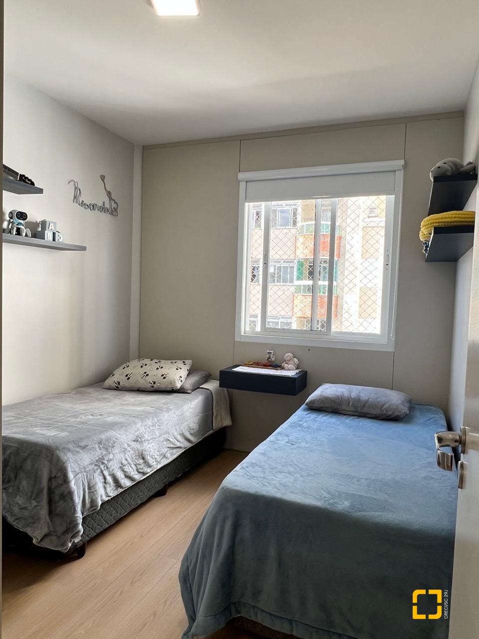 Apartamento com 82m², 3 quartos (sendo 1 suíte), 2 garagens, no bairro Jardim Cidade de Florianópolis em São José