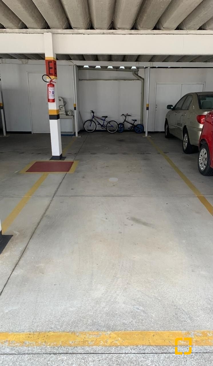 Apartamento com 82m², 3 quartos (sendo 1 suíte), 2 garagens, no bairro Jardim Cidade de Florianópolis em São José
