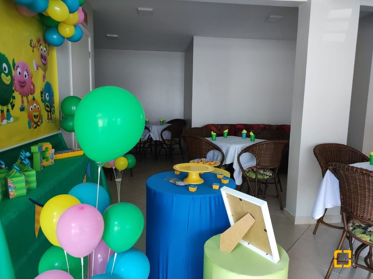 Apartamento com 82m², 3 quartos (sendo 1 suíte), 2 garagens, no bairro Jardim Cidade de Florianópolis em São José
