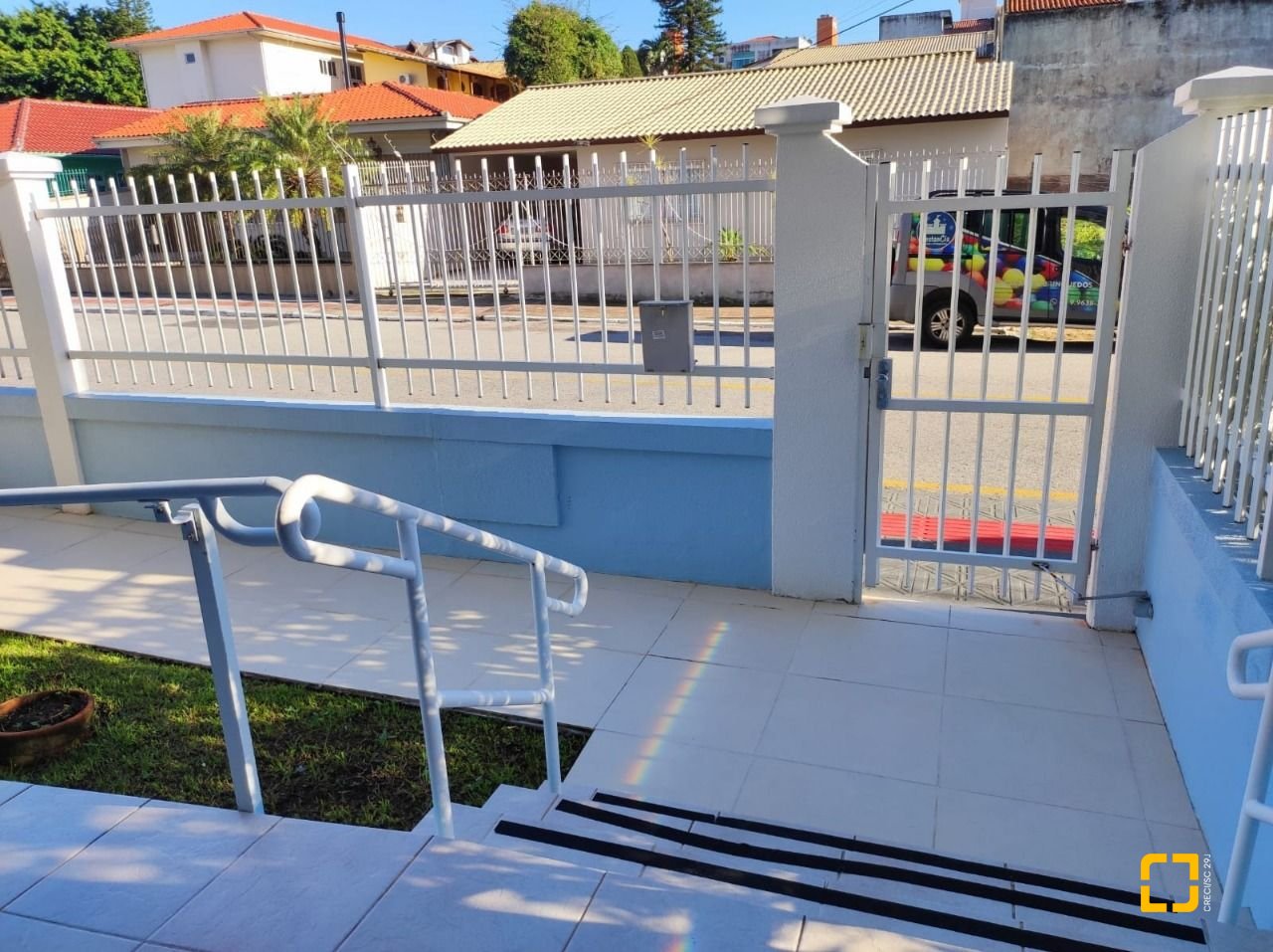 Apartamento com 82m², 3 quartos (sendo 1 suíte), 2 garagens, no bairro Jardim Cidade de Florianópolis em São José