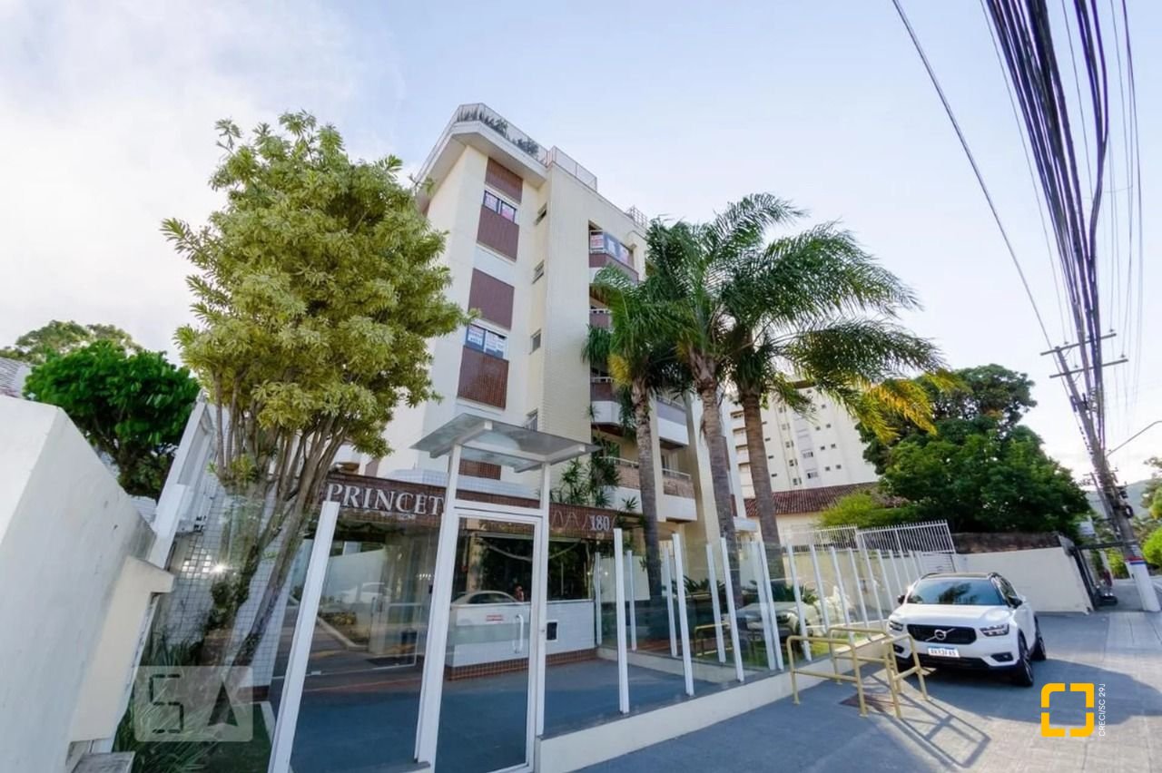 Apartamento com 65m², 2 quartos, 1 garagem, no bairro Córrego Grande em Florianópolis