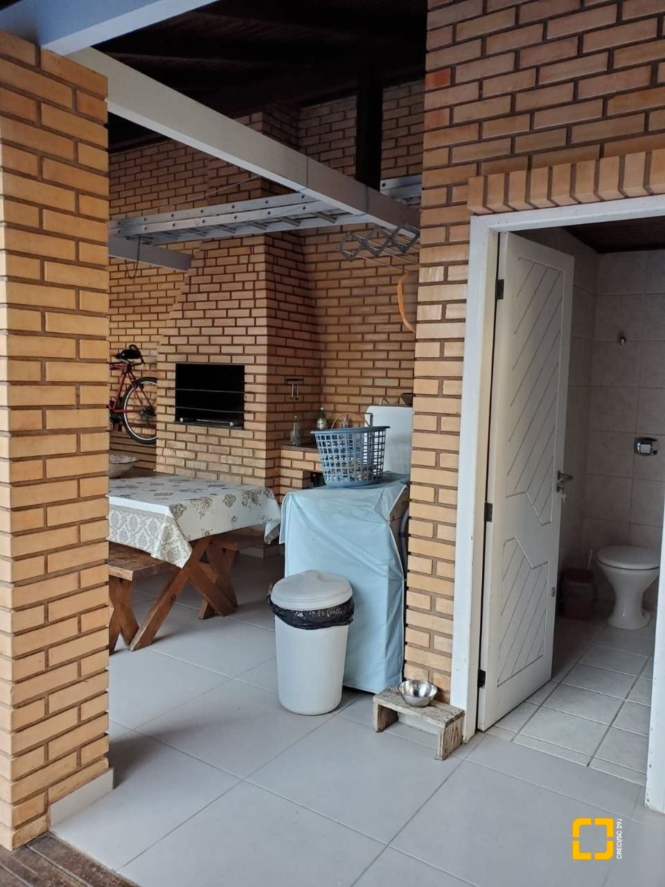 Casa com 173m², 4 quartos, 3 garagens, no bairro Praia Grande em Governador Celso Ramos