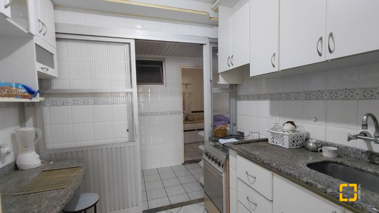 Apartamento com 92m², 3 quartos, no bairro Centro em Florianópolis
