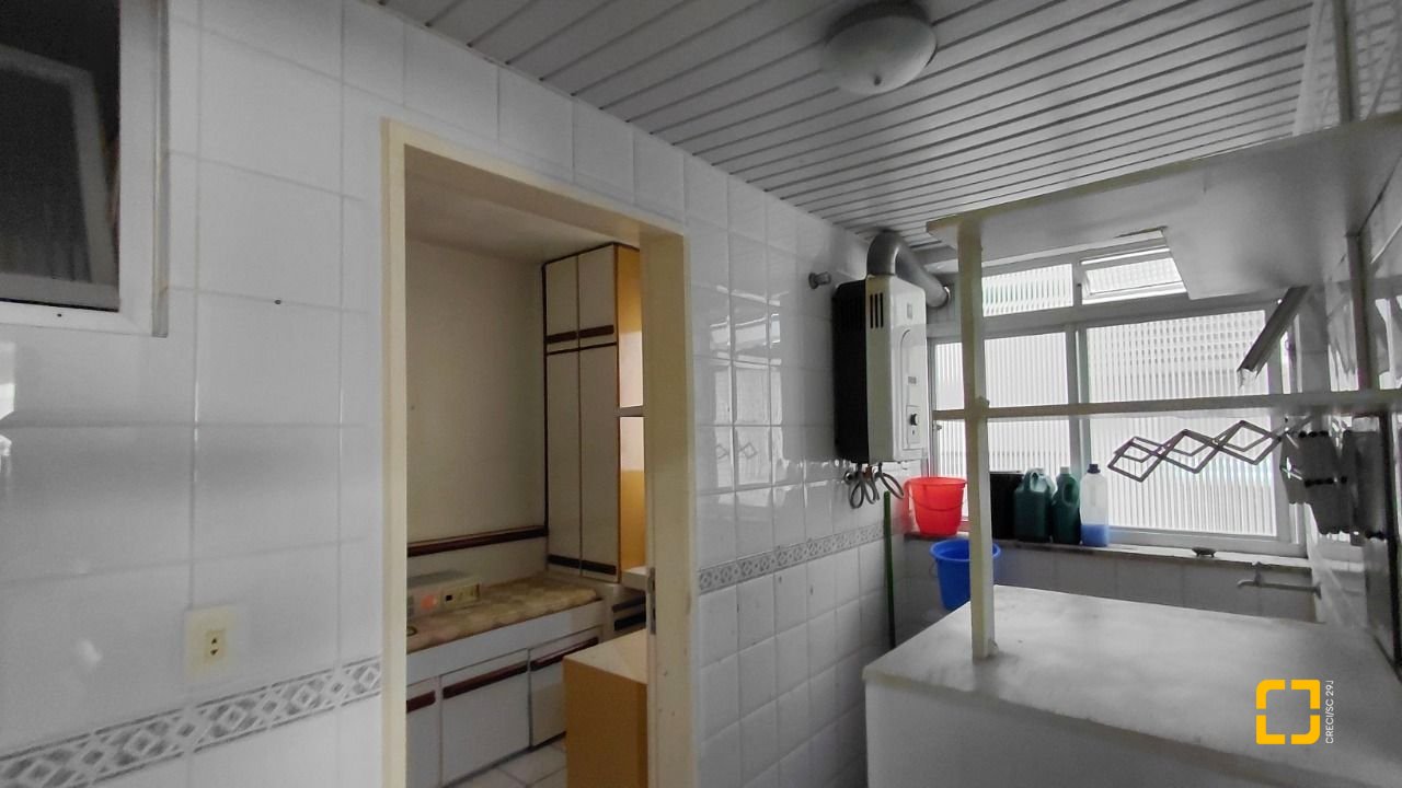 Apartamento com 92m², 3 quartos, no bairro Centro em Florianópolis