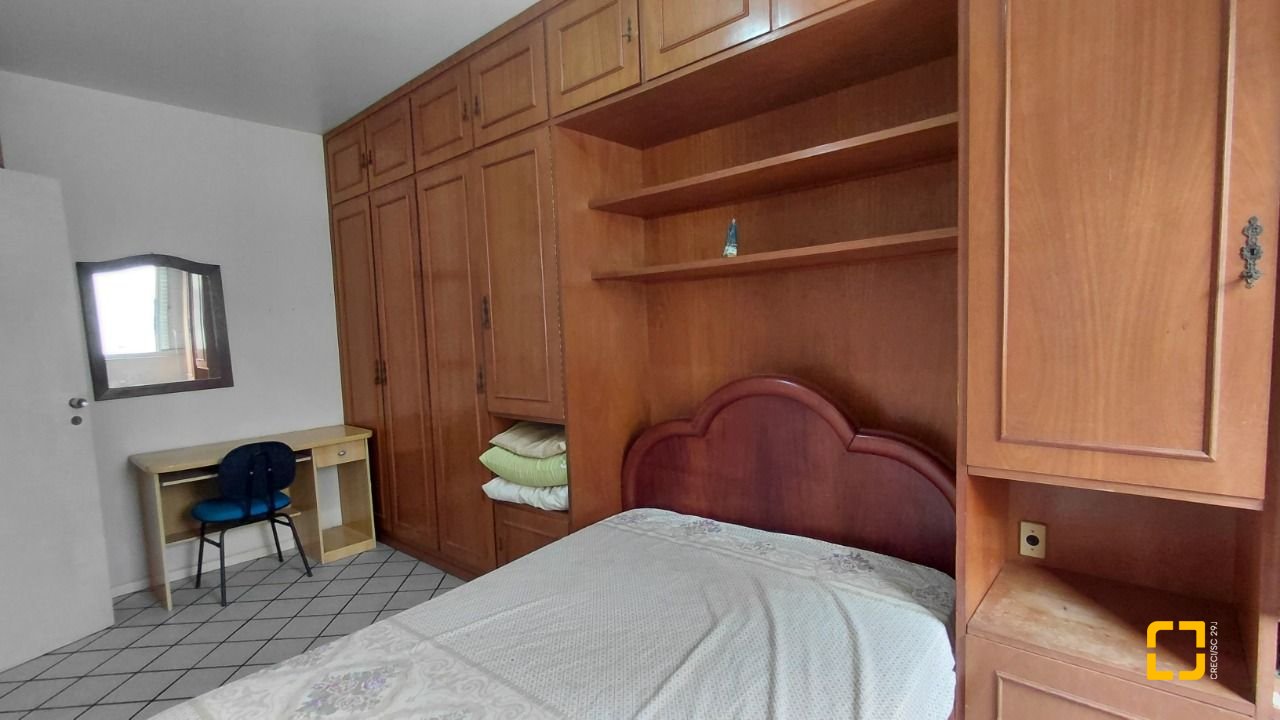Apartamento com 92m², 3 quartos, no bairro Centro em Florianópolis
