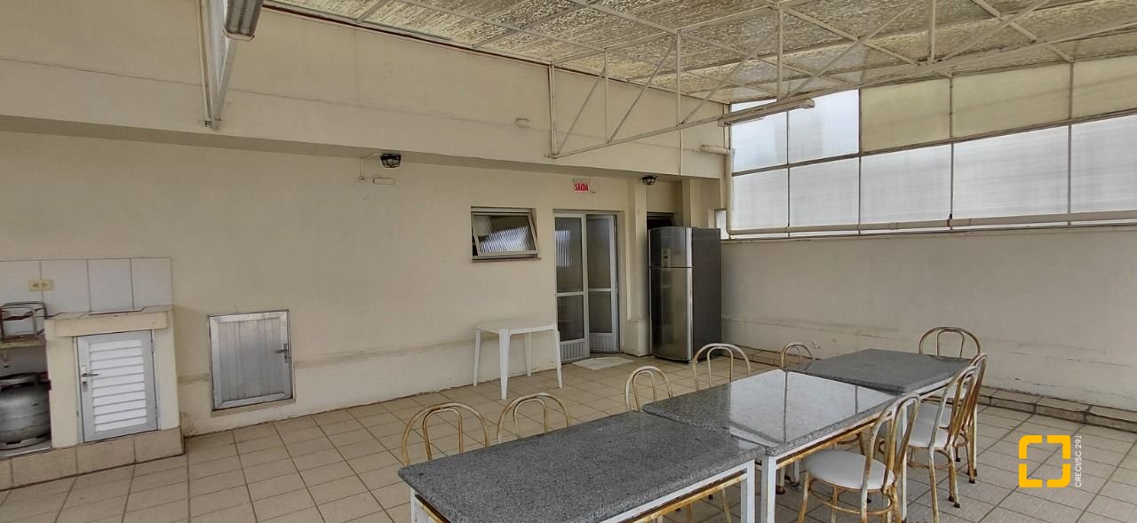 Apartamento com 92m², 3 quartos, no bairro Centro em Florianópolis