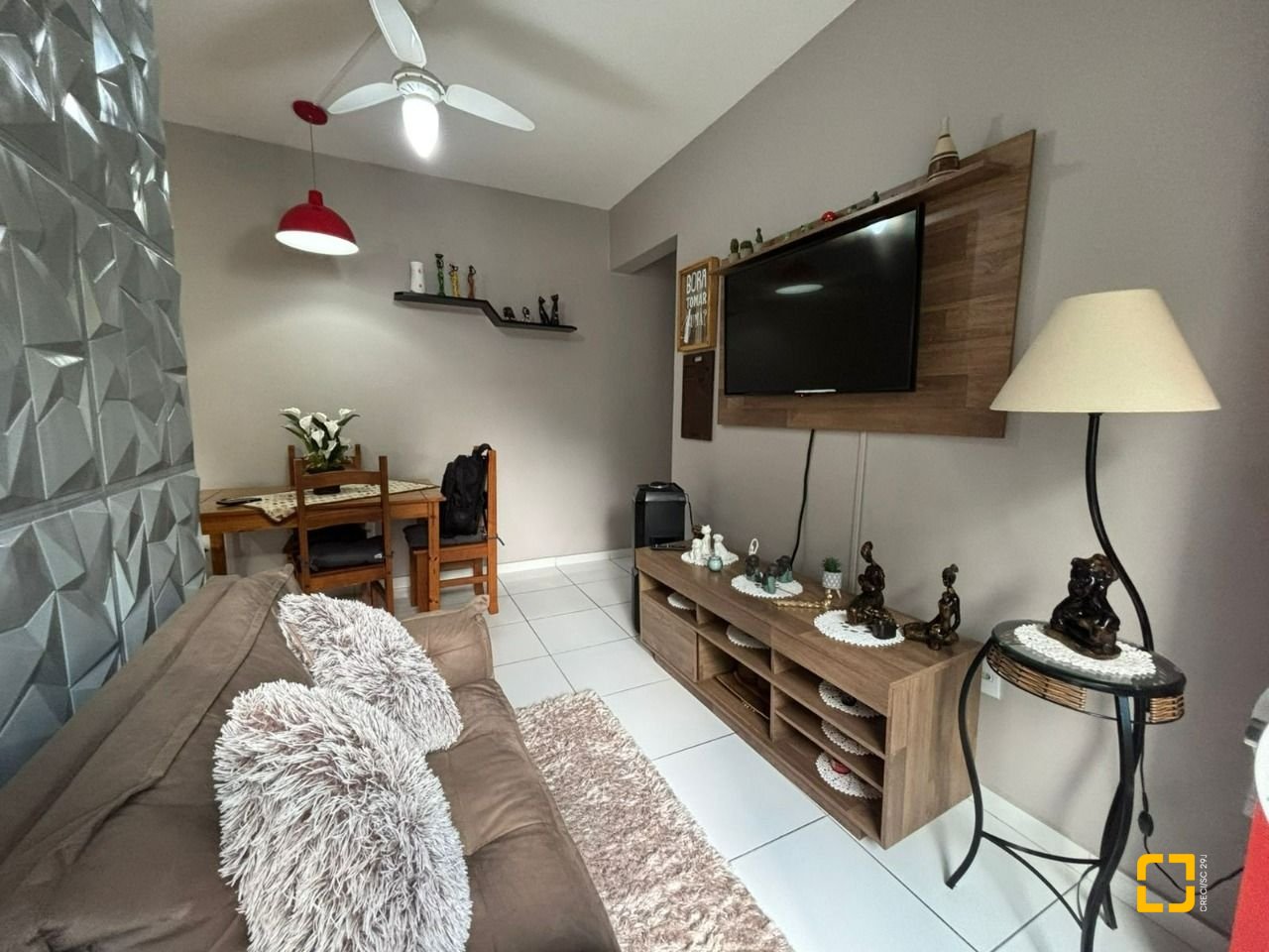 Apartamento com 59m², 3 quartos, 1 garagem, no bairro Potecas em São José