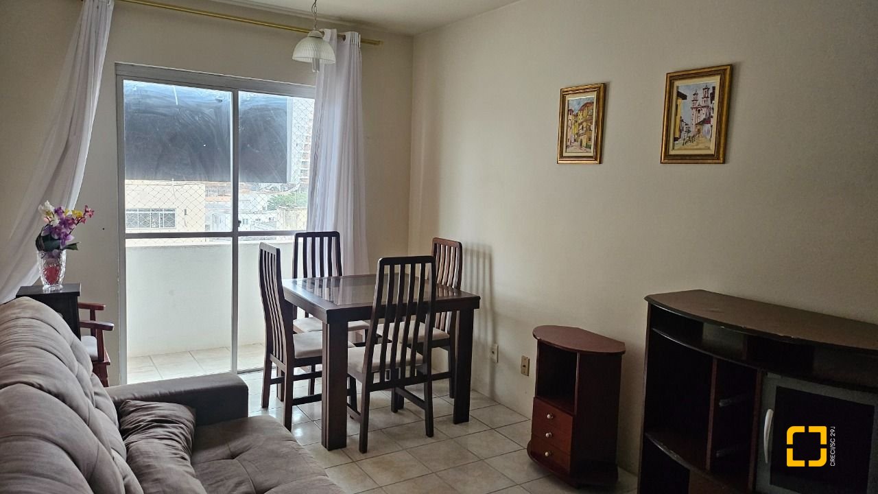 Apartamento com 63m², 2 quartos, 1 garagem, no bairro Kobrasol em São José