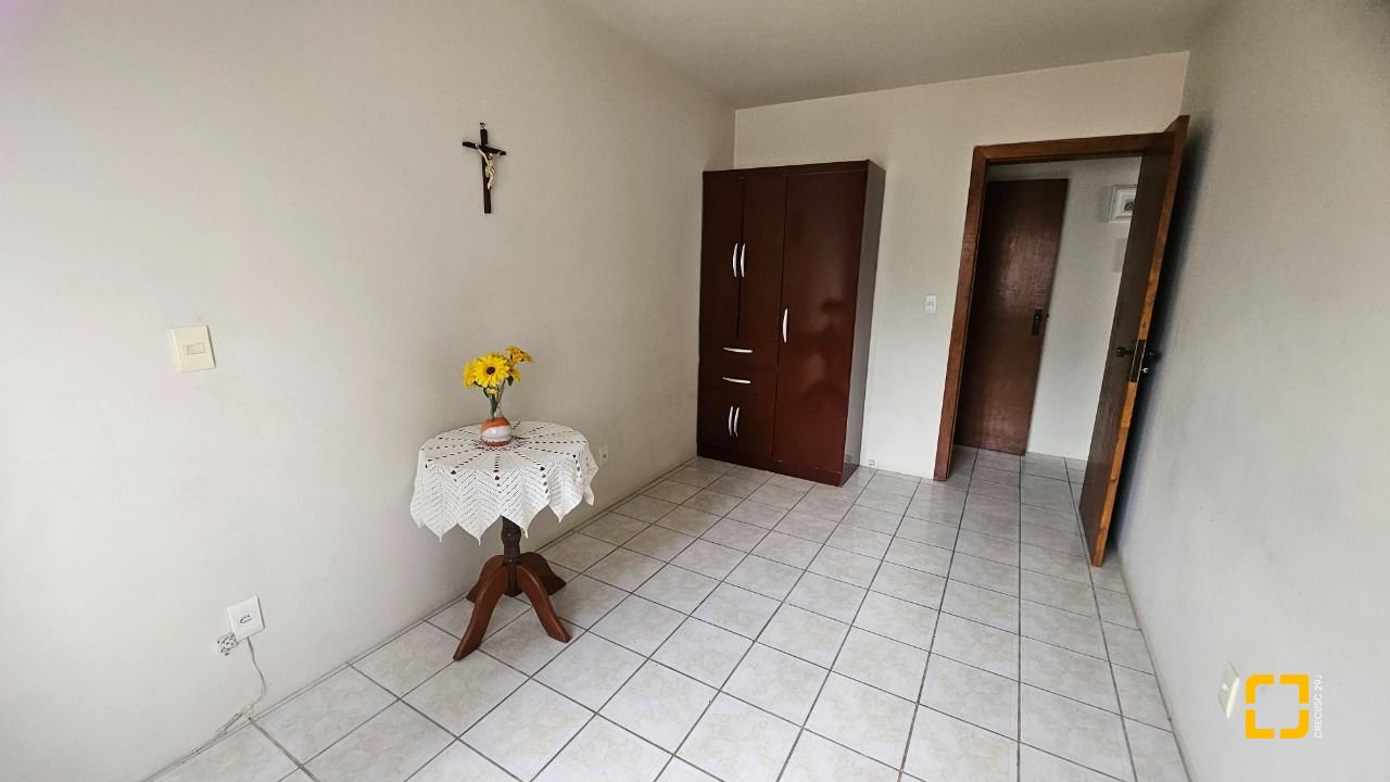 Apartamento com 63m², 2 quartos, 1 garagem, no bairro Kobrasol em São José