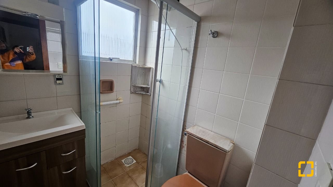 Apartamento com 63m², 2 quartos, 1 garagem, no bairro Kobrasol em São José
