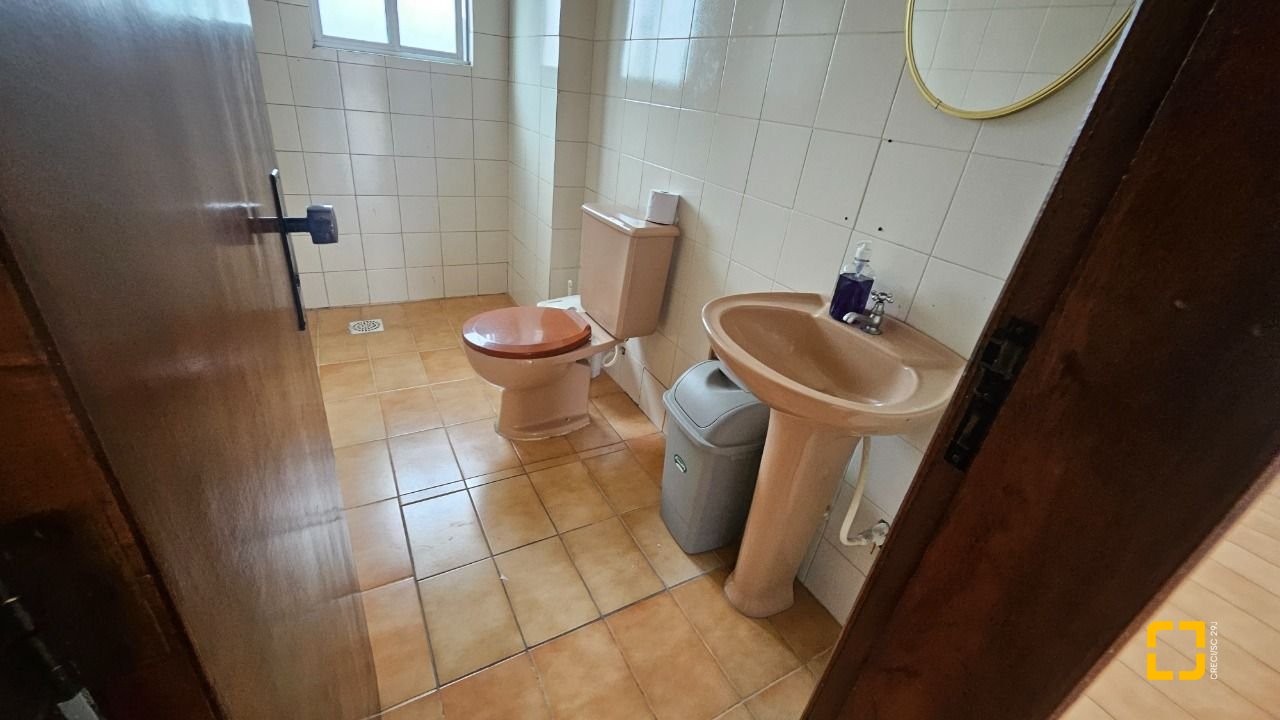 Apartamento com 63m², 2 quartos, 1 garagem, no bairro Kobrasol em São José