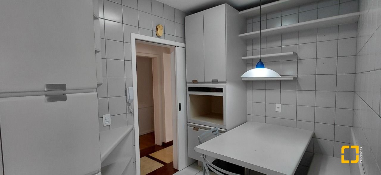 Apartamento com 140m², 4 quartos (sendo 1 suíte), 1 garagem, no bairro Agronômica em Florianópolis