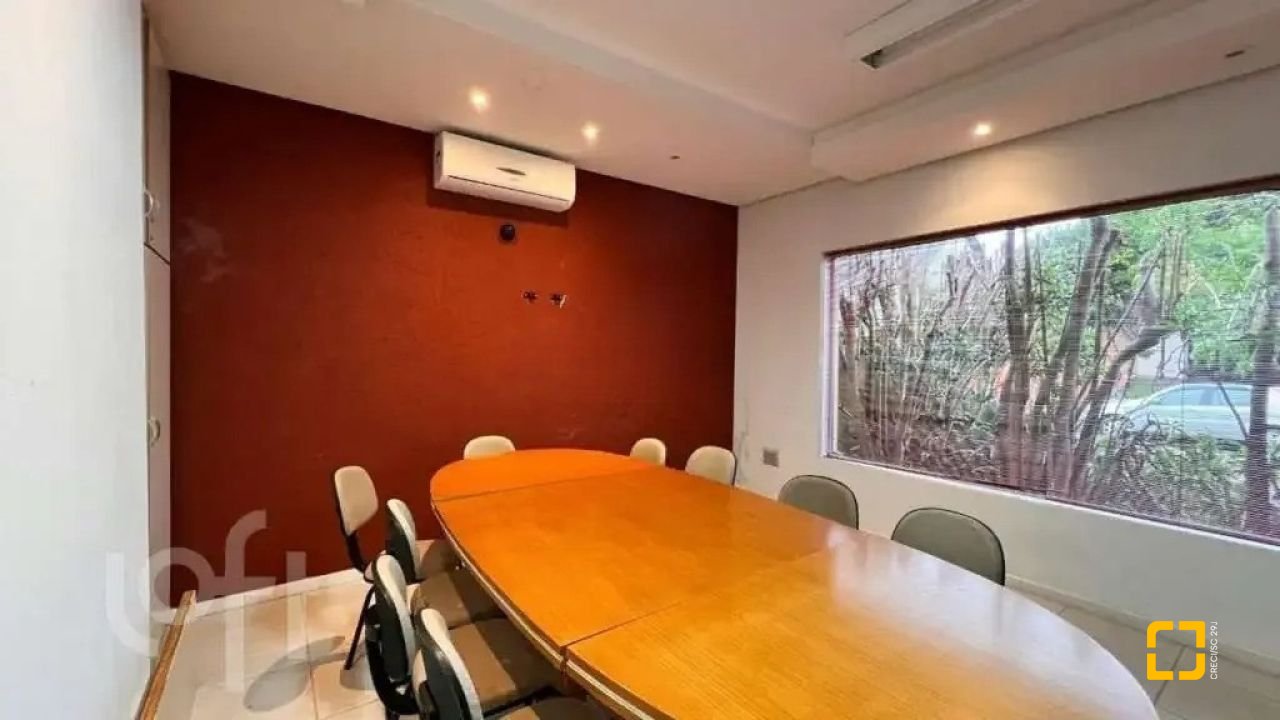 Casa com 221m², no bairro Santa Mônica em Florianópolis