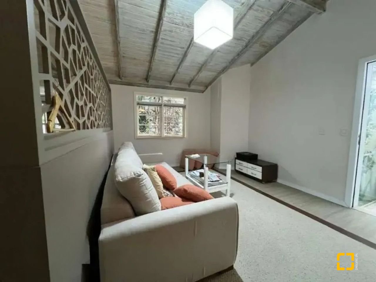 Casa com 221m², no bairro Santa Mônica em Florianópolis