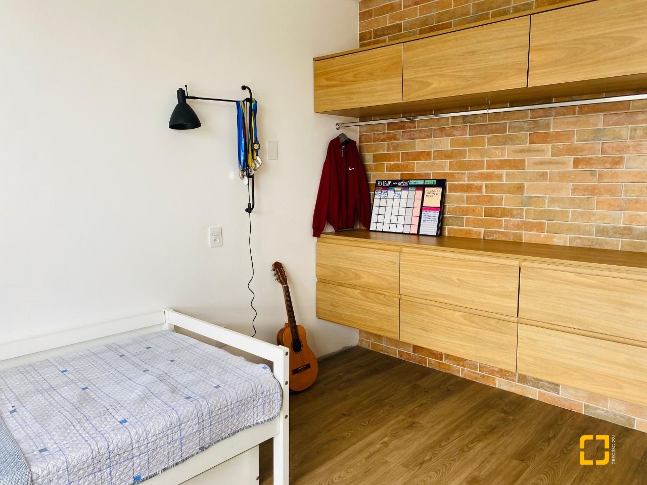 Casa de Condomínio com 267m², 8 quartos (sendo 3 suítes), 2 garagens, no bairro Campeche em Florianópolis