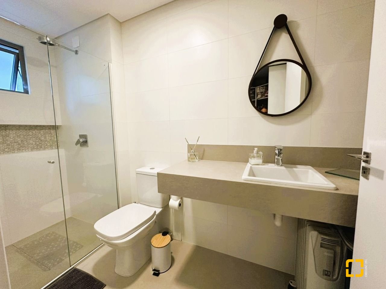 Apartamento com 87m², 4 quartos (sendo 2 suítes), 1 garagem, no bairro Jardim Atlântico em Florianópolis