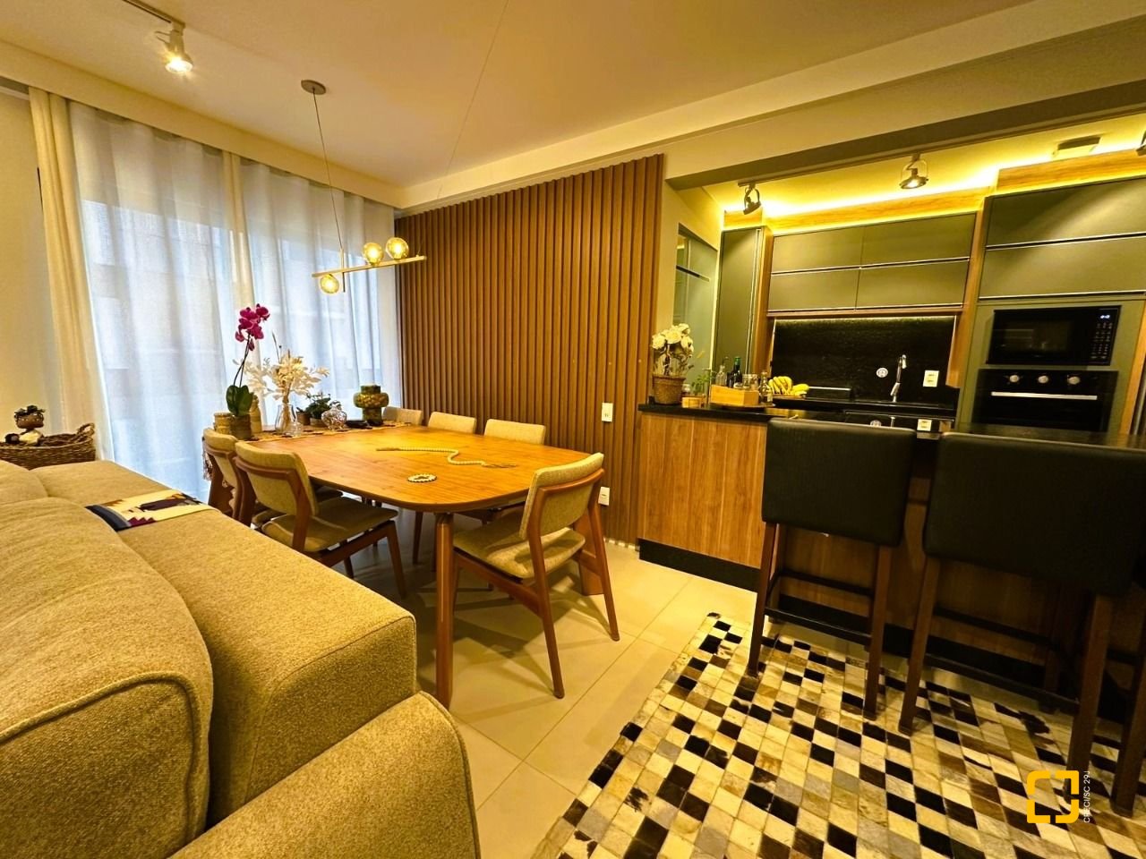 Apartamento com 87m², 4 quartos (sendo 2 suítes), 1 garagem, no bairro Jardim Atlântico em Florianópolis