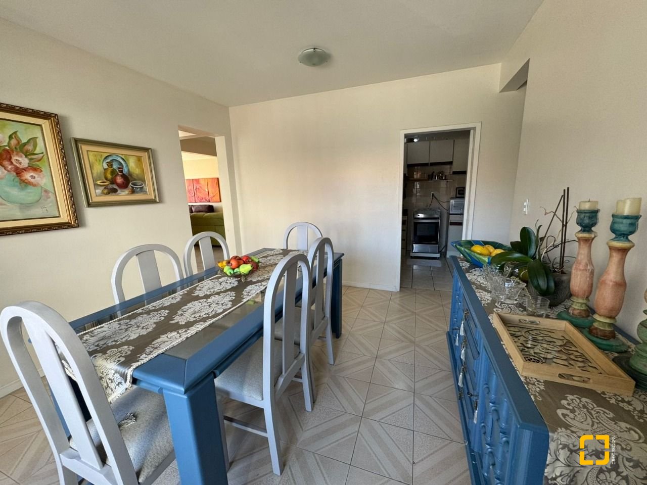 Apartamento com 68m², 2 quartos, 1 garagem, no bairro Balneário em Florianópolis