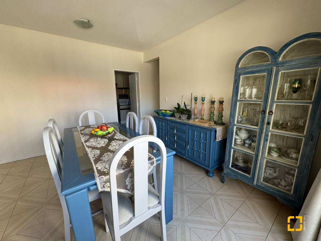 Apartamento com 68m², 2 quartos, 1 garagem, no bairro Balneário em Florianópolis