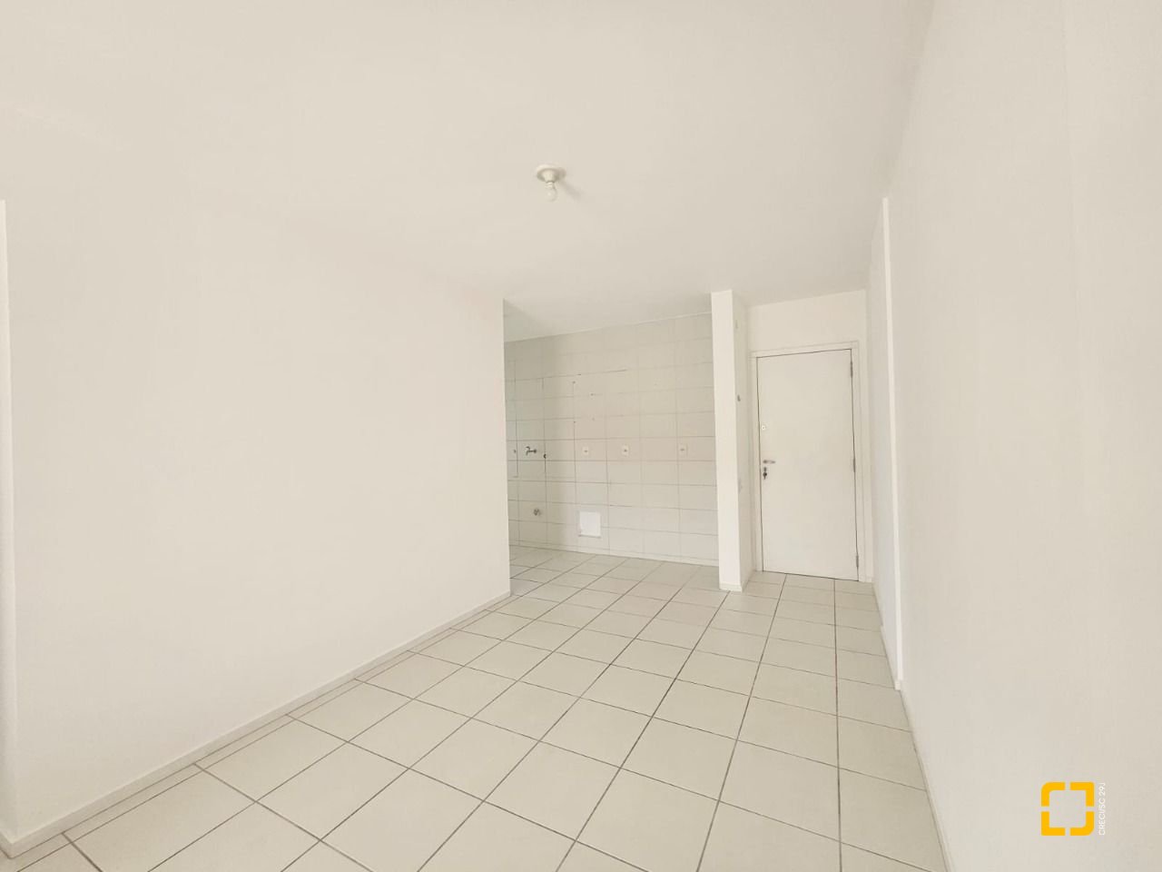Apartamento com 79m², 3 quartos (sendo 1 suíte), 1 garagem, no bairro Nossa Senhora do Rosário em São José