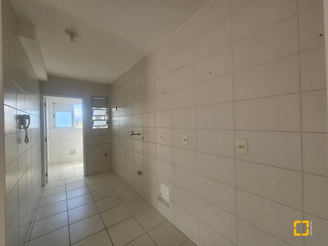 Apartamento com 79m², 3 quartos (sendo 1 suíte), 1 garagem, no bairro Nossa Senhora do Rosário em São José