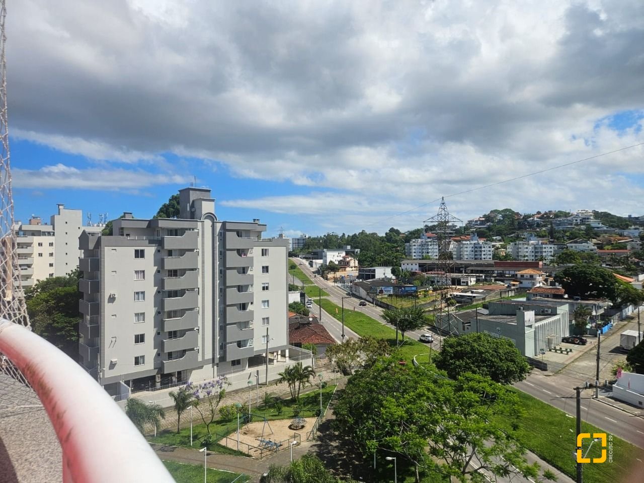 Apartamento com 79m², 3 quartos (sendo 1 suíte), 1 garagem, no bairro Nossa Senhora do Rosário em São José