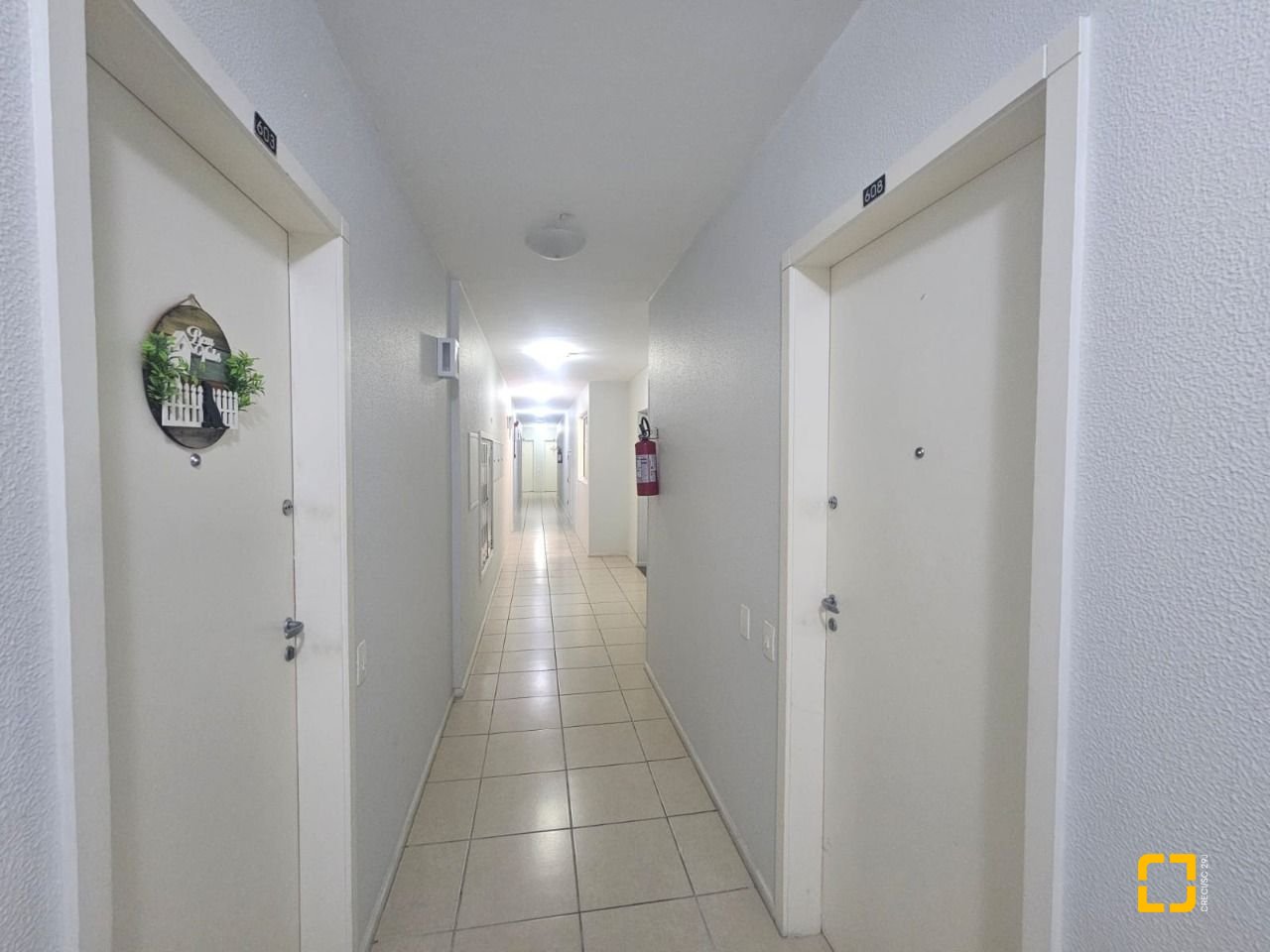 Apartamento com 79m², 3 quartos (sendo 1 suíte), 1 garagem, no bairro Nossa Senhora do Rosário em São José