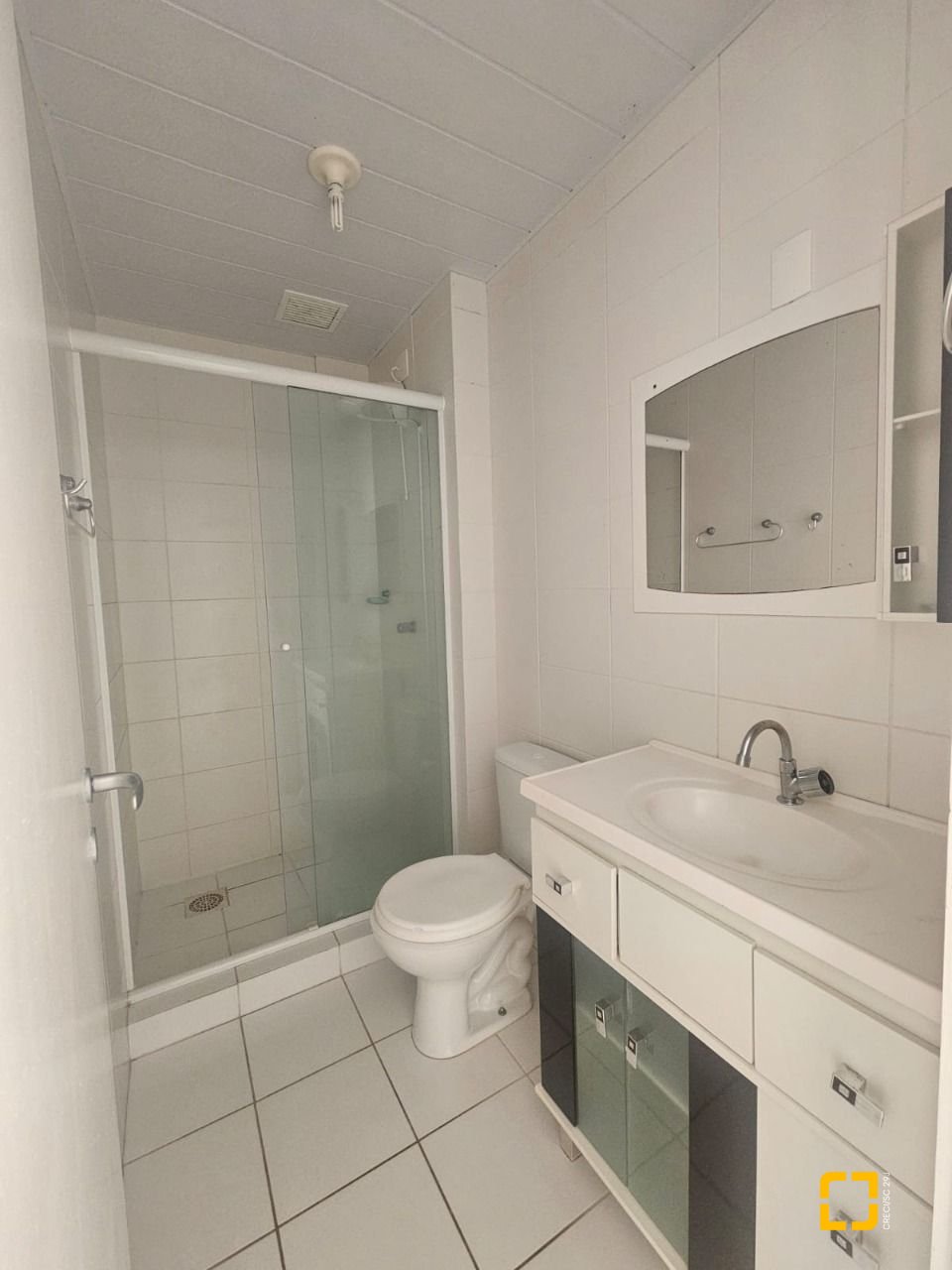 Apartamento com 79m², 3 quartos (sendo 1 suíte), 1 garagem, no bairro Nossa Senhora do Rosário em São José