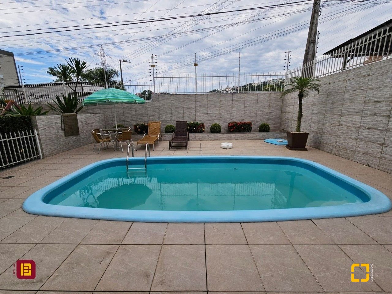 Apartamento com 79m², 3 quartos (sendo 1 suíte), 1 garagem, no bairro Nossa Senhora do Rosário em São José