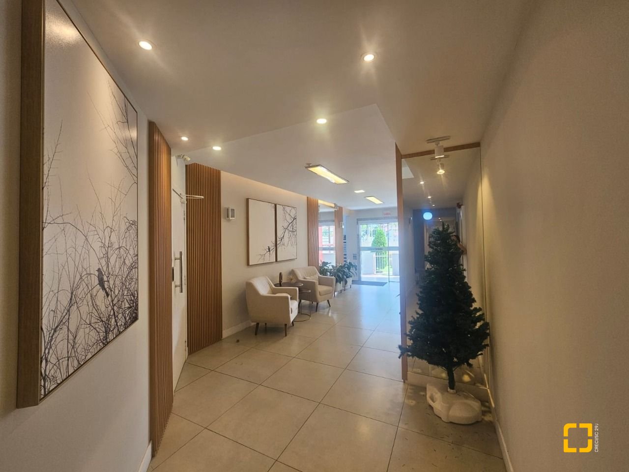 Apartamento com 79m², 3 quartos (sendo 1 suíte), 1 garagem, no bairro Nossa Senhora do Rosário em São José