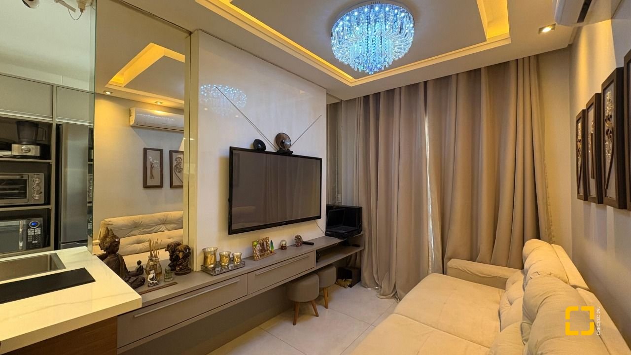 Apartamento com 85m², 4 quartos (sendo 1 suíte), 2 garagens, no bairro Pagani em Palhoça