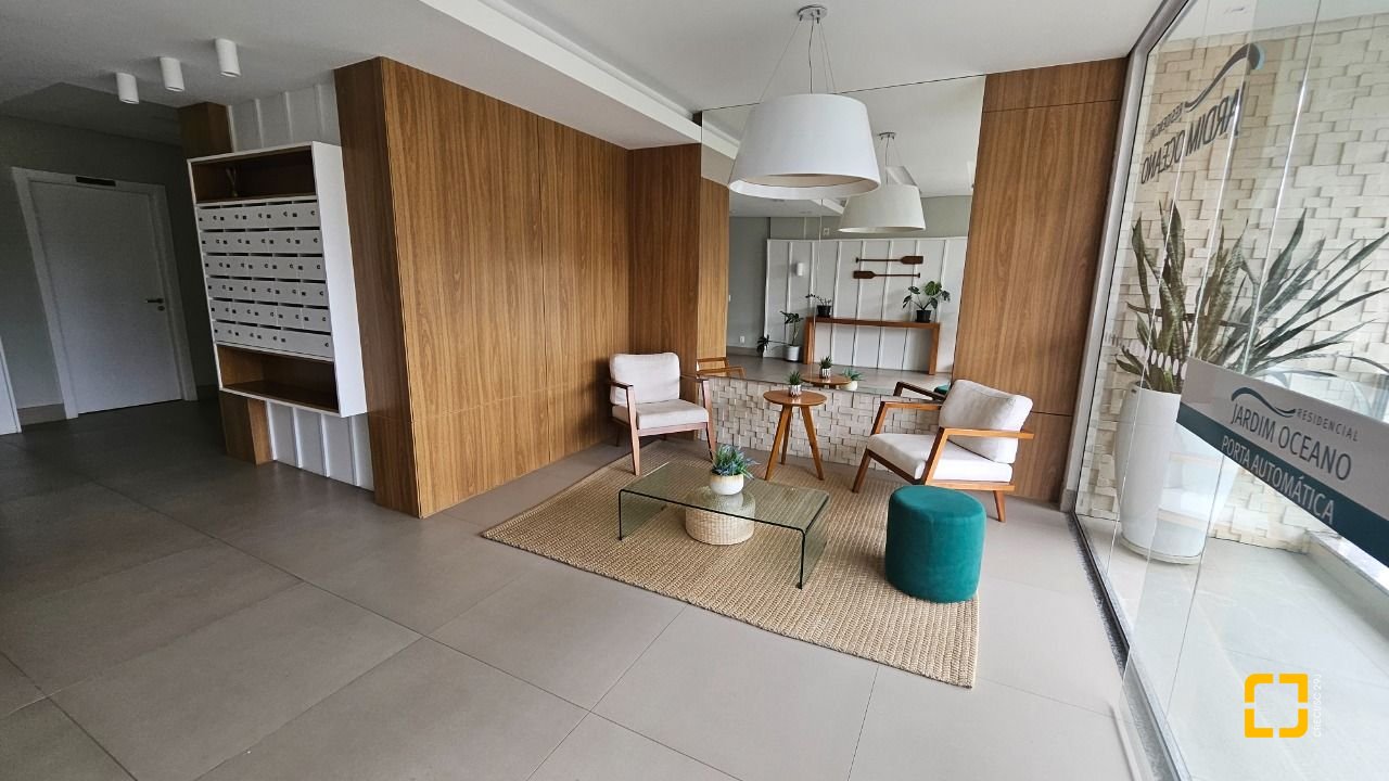 Apartamento com 82m², 4 quartos (sendo 1 suíte), 1 garagem, no bairro Canasvieiras em Florianópolis
