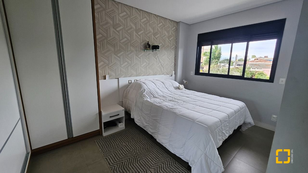Apartamento com 82m², 4 quartos (sendo 1 suíte), 1 garagem, no bairro Canasvieiras em Florianópolis