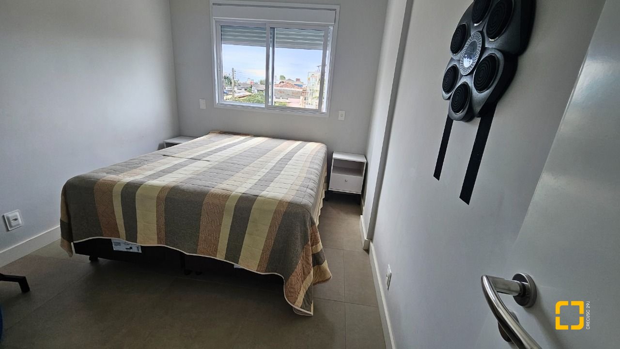 Apartamento com 82m², 4 quartos (sendo 1 suíte), 1 garagem, no bairro Canasvieiras em Florianópolis