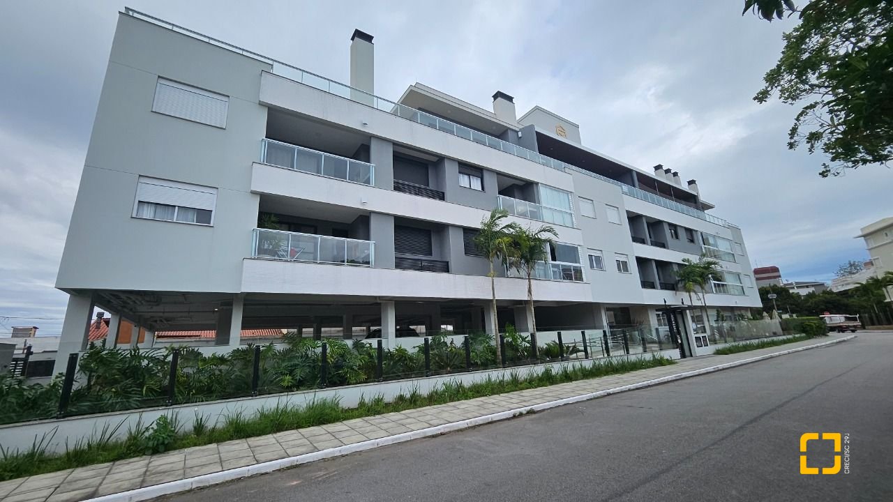 Apartamento com 82m², 4 quartos (sendo 1 suíte), 1 garagem, no bairro Canasvieiras em Florianópolis