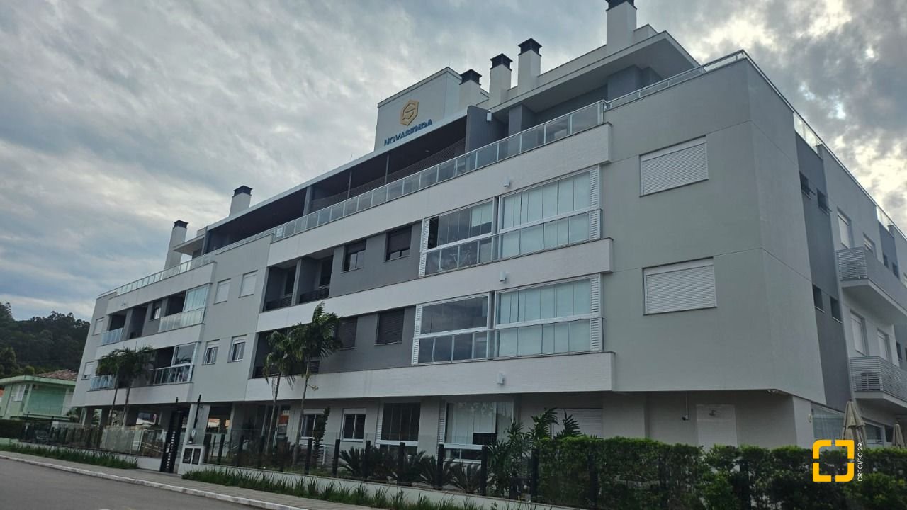 Apartamento com 82m², 4 quartos (sendo 1 suíte), 1 garagem, no bairro Canasvieiras em Florianópolis