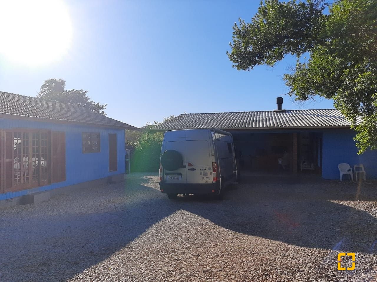 Sítio com 100m², 3 quartos (sendo 1 suíte), 2 garagens, no bairro Vargem Pequena em Florianópolis