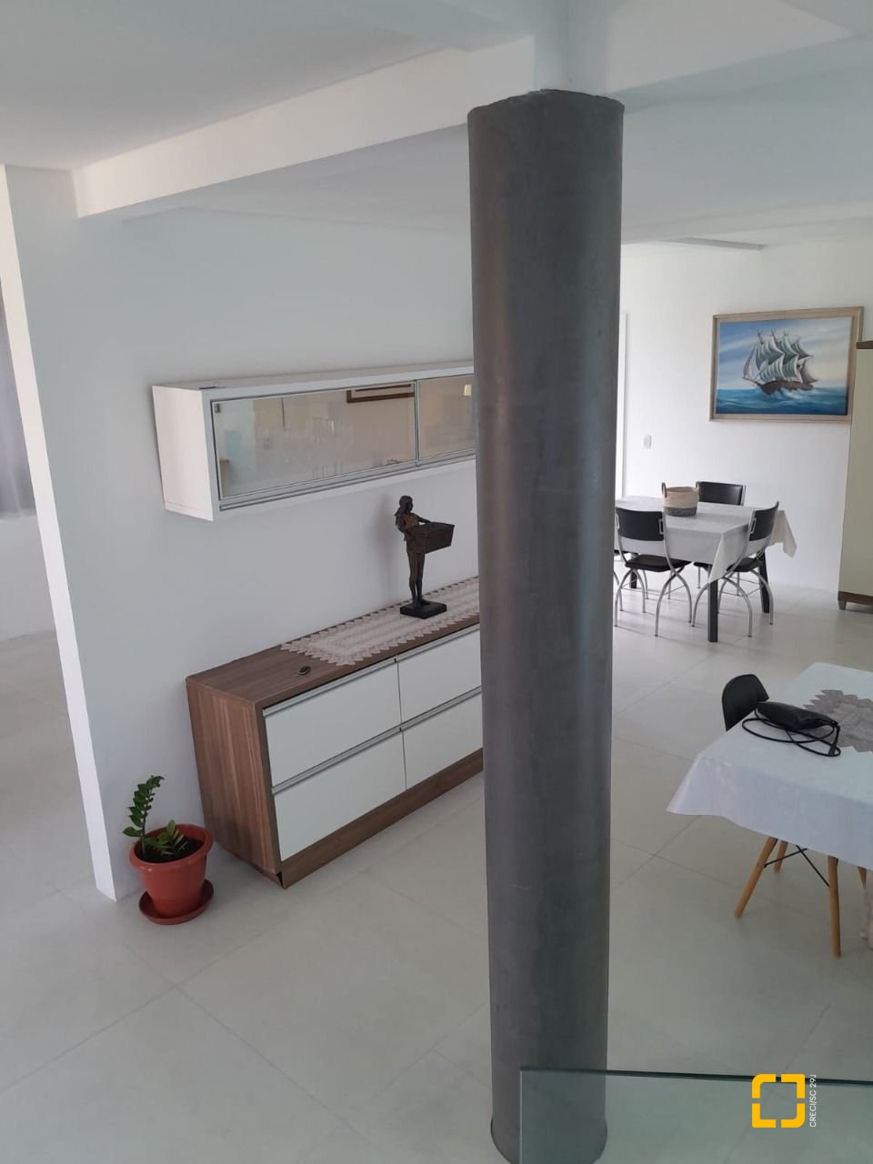 Casa de Condomínio com 288m², 8 quartos (sendo 4 suítes), 4 garagens, no bairro Cachoeira do Bom Jesus em Florianópolis