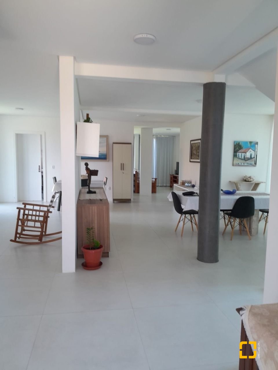 Casa de Condomínio com 288m², 8 quartos (sendo 4 suítes), 4 garagens, no bairro Cachoeira do Bom Jesus em Florianópolis